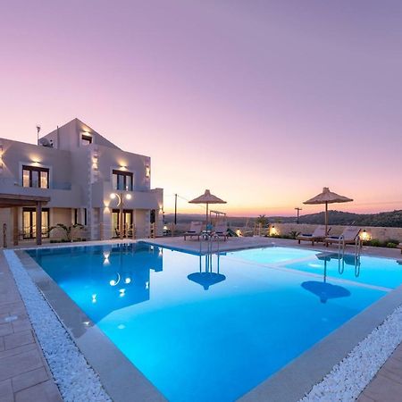 Ivoni Villa, An Iconic Summer Retreat, By Thinkvilla Perama  Ngoại thất bức ảnh