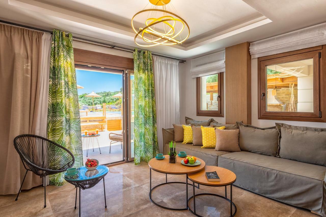 Ivoni Villa, An Iconic Summer Retreat, By Thinkvilla Perama  Ngoại thất bức ảnh